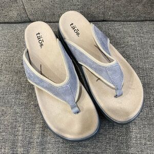 Taos Aura Flip Flops Women Size 11
